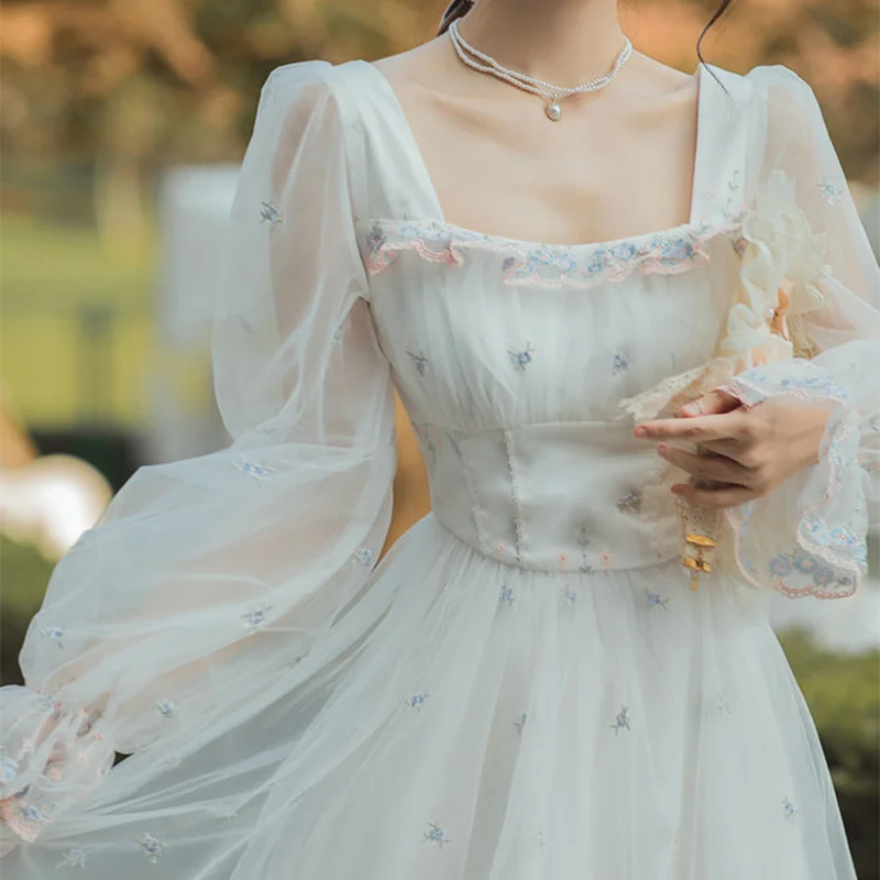 

Французское Сетчатое платье для женщин на раннюю весну 2023, Нежные милые платья в стиле ретро с квадратным воротником, приталенное чудесное платье в стиле чудо