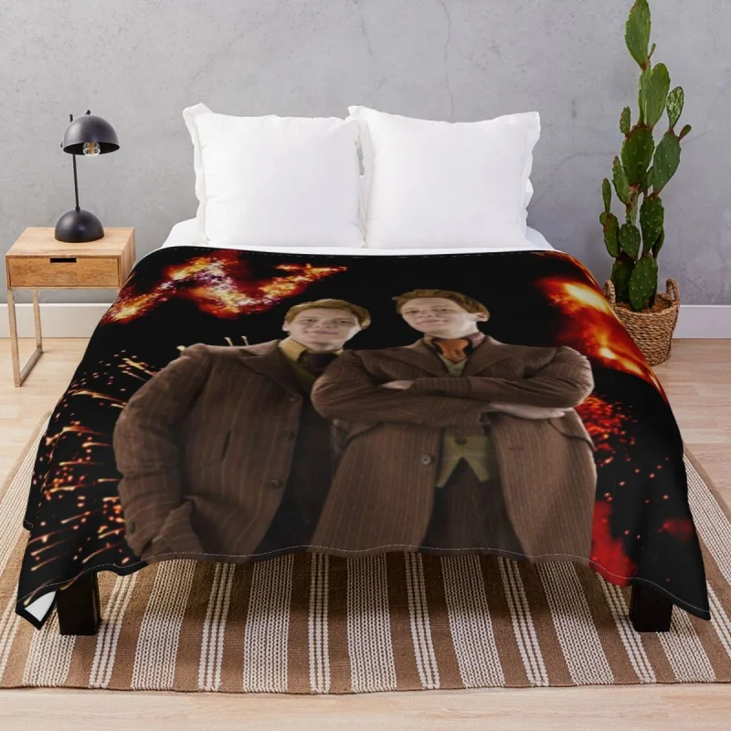 

Fred And George Weasley Thick blanket Flannel Autumn/Winter Soft Throw Thick blankets for Bed Home Camp