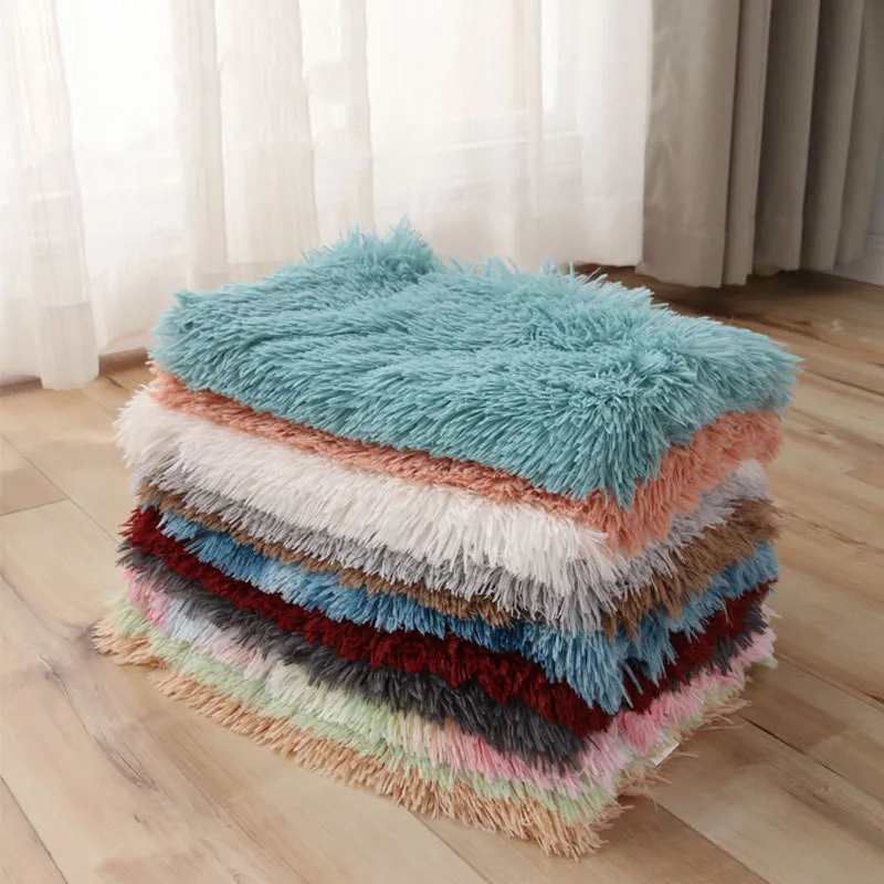 

Plush Pet Mat Double-layer Warm Pet Blankets Dog Mats Cat Blankets Pet Supplies
