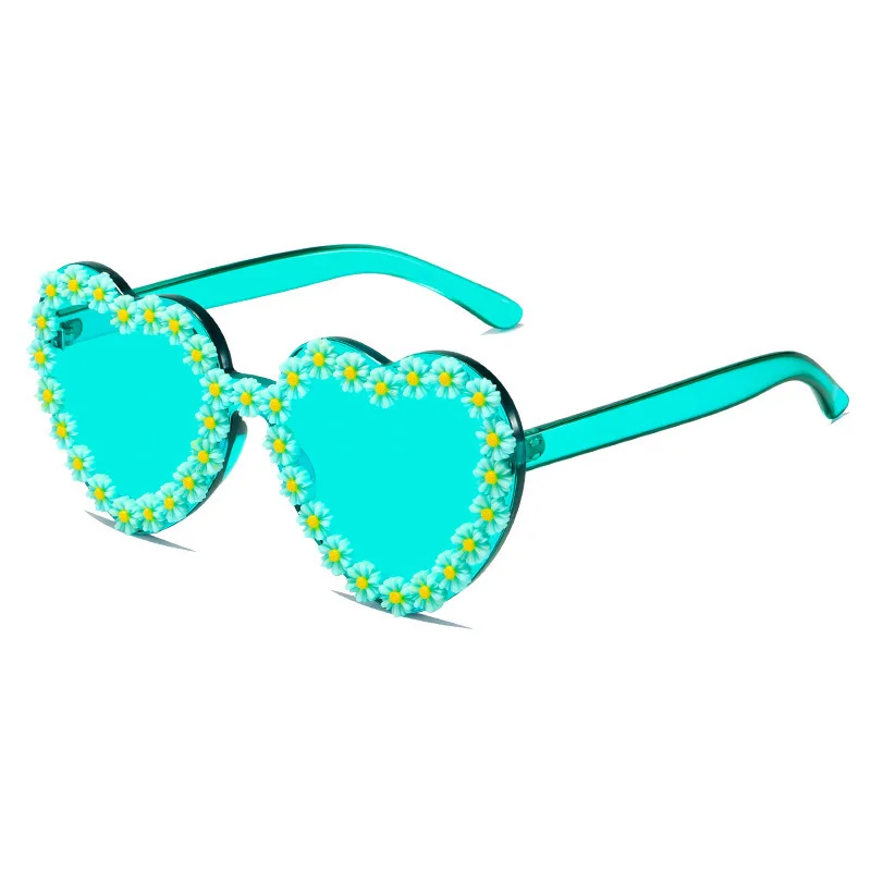 

Солнцезащитные очки HD в форме сердца для молодежи