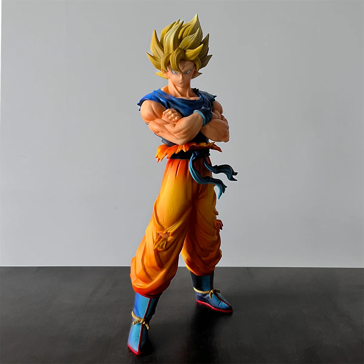 Фото Фигурка YJ Dragon Ball Z: Супер Сайян 2 Гоку (SSJ2) и Супер Сайян 1 Сон Гоку (SSJ1) — Коллекционные ПВХ-фигурки, игрушки, подарки №2