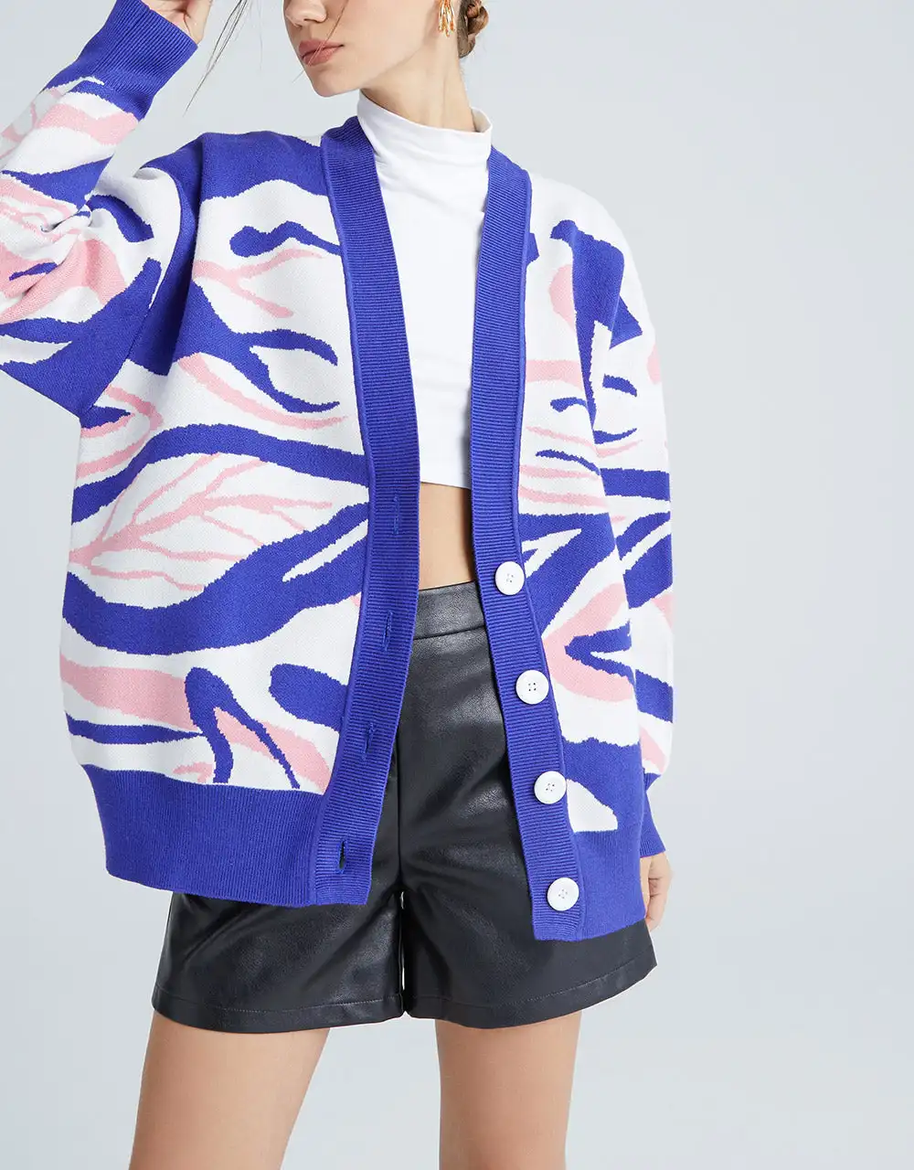 

Abstract Jacquard Contrast Trim Oversized Cardigan