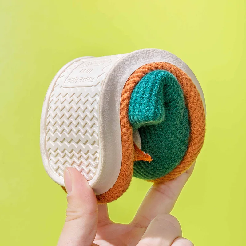 Детские хлопковые комнатные тапочки теплые шлепанцы с мультяшным динозавром для