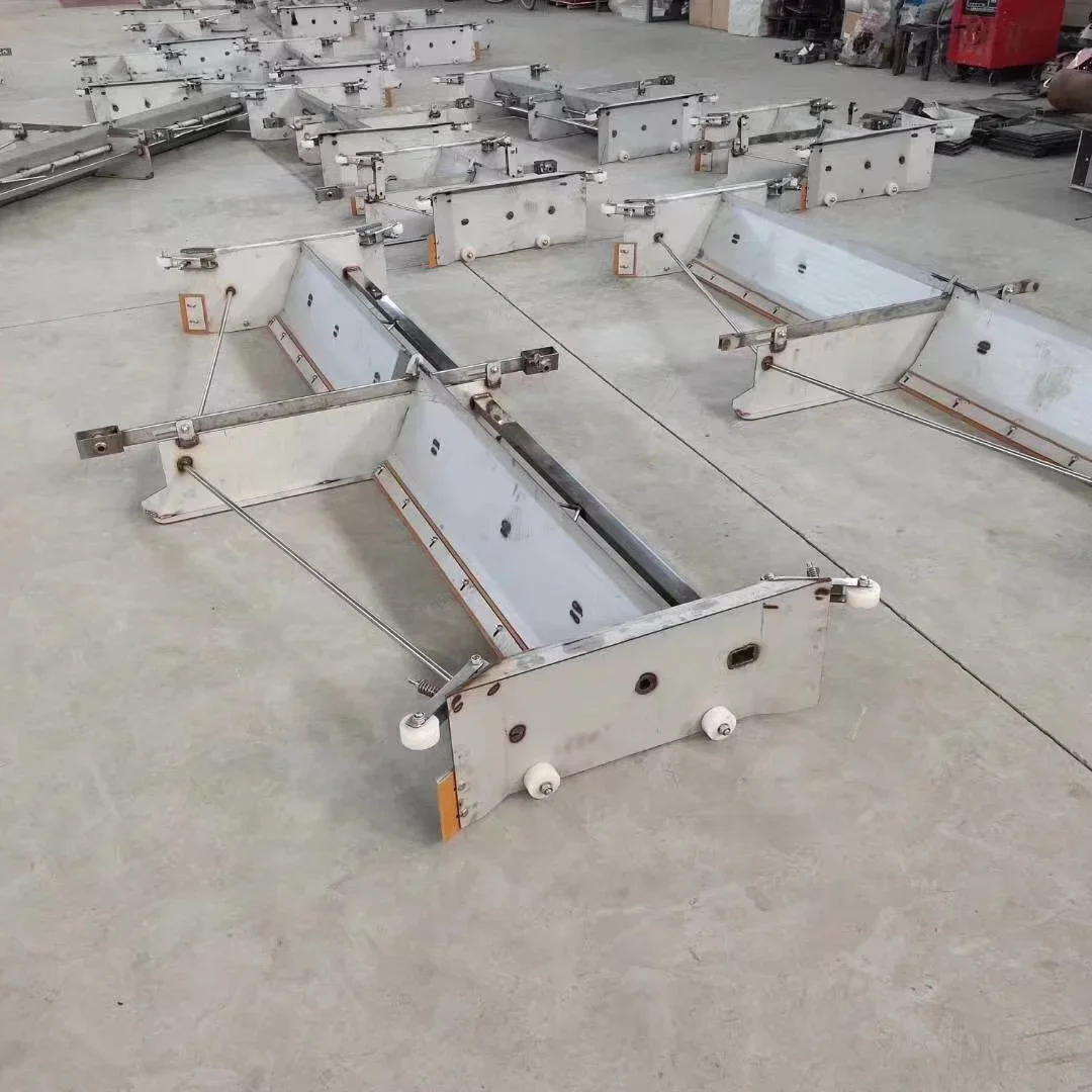 Автоматический очиститель курицы для птицы с длительным сроком службы скребок