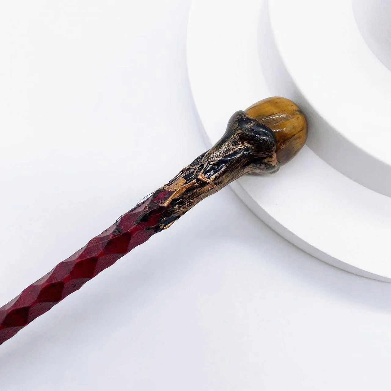 

Хрустальная волшебная палочка из аметиста, тигрового глаза, лабрадорита и красного агата