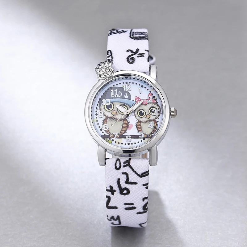 Lovely Couples Women's Watch Owl Cartoon Digital Student Diamond Pineapple Silver Case Women's Watch