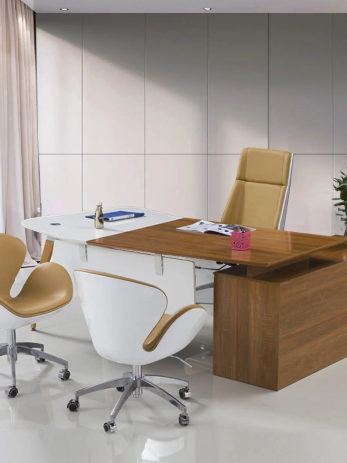 Рисунок 2 - Офисное кресло с лебедем