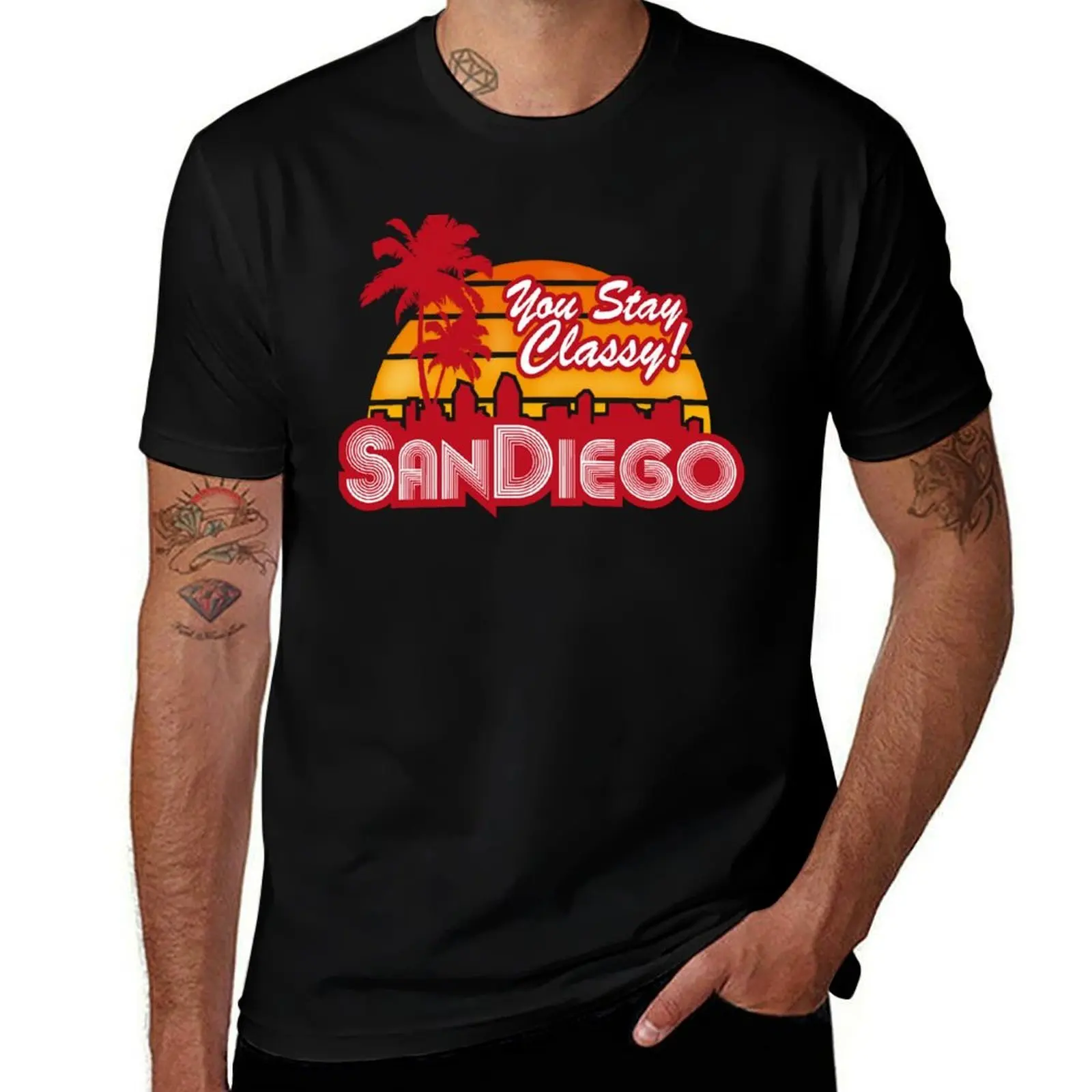 Фото Оставайтесь элегантными! Футболка San Diego для работы на открытом воздухе №1