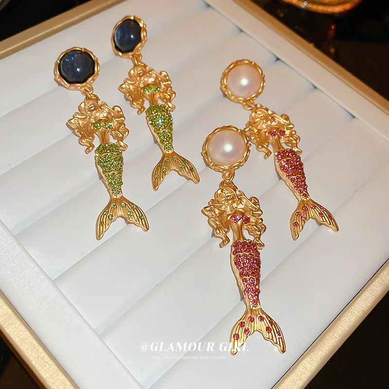 

Genuine Gold Electroplated Silver Needle Dangle Rhinestone Mermaid Earrings Trend Medieval Design Sense Earrings Fashion Jewelry