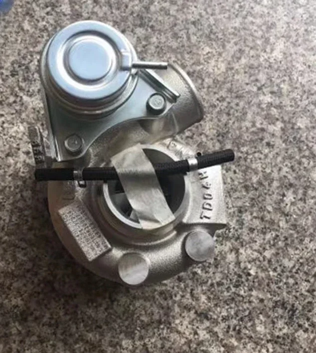 Горячая продажа Kubota DC70 Комбайн Запчасти TURBO ЗАРЯДНОЕ УСТРОЙСТВО 1G934-17012