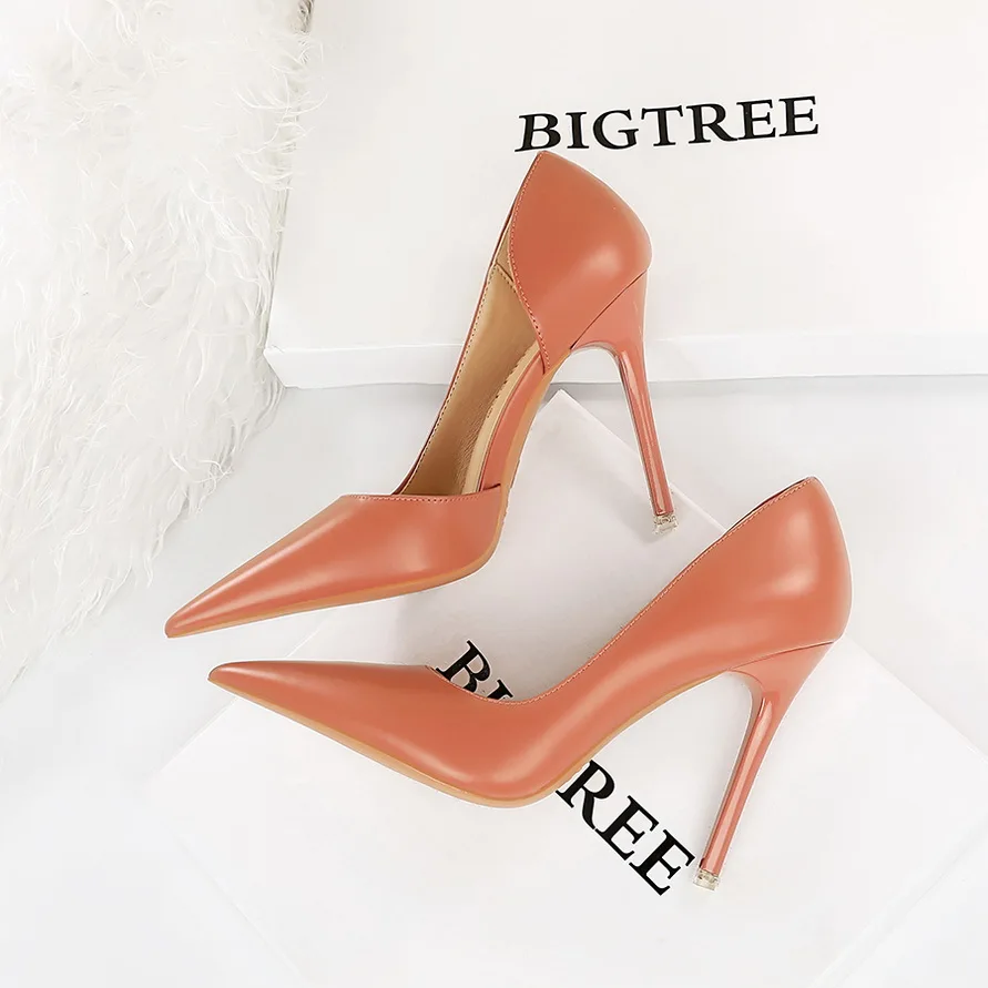 2022 New Women 10.5cm High Heels Nude Valentine Pumps Leather Escarpins Luxury Glossy Lady Shoes High Heels Scarpins Prom Shoes