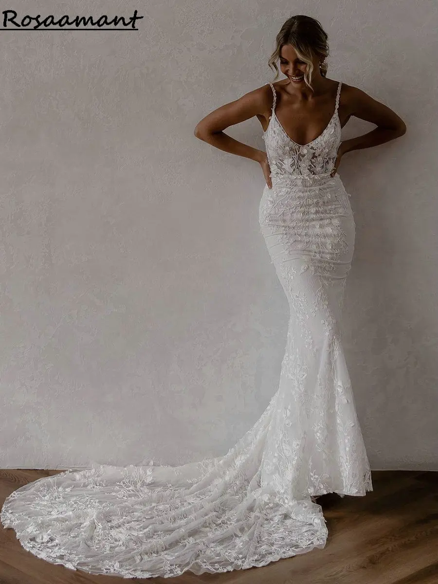 

Bohemian V-Neck Backless Mermaid Wedding Dresses Illusion Spaghetti Straps 3D Lace Country Boho Bridal Gowns