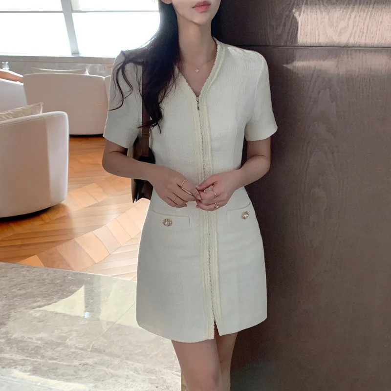 

Gentle Korea Tweed White Dress Women Chic Small Fragrant Zipper Elegant Vintage Short Sleeves High-Waisted Basic Mini Dresses