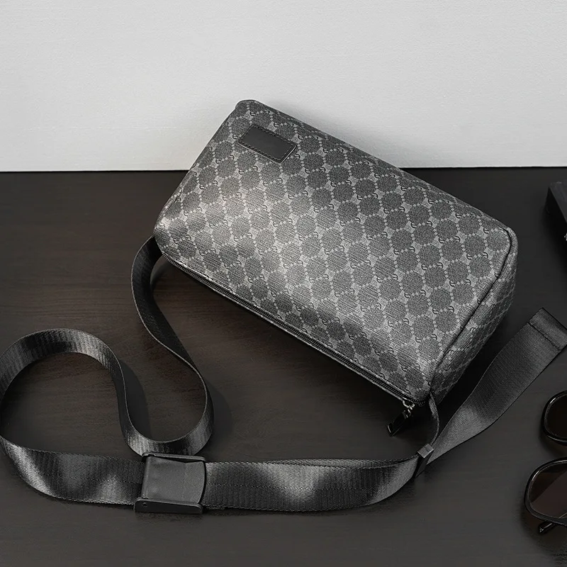 Fashion and Trendy  PU Leather Bags Men's Crossbody Bag