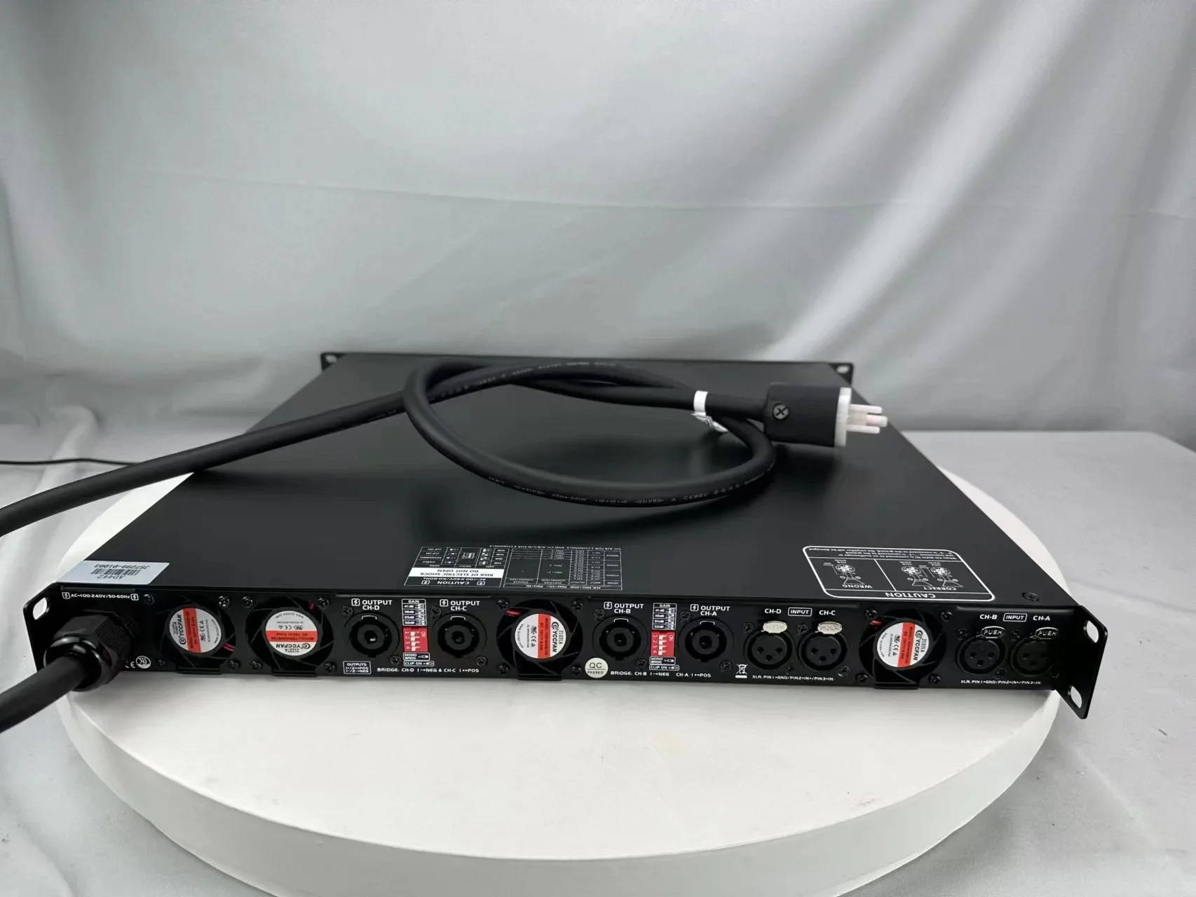 Усилитель Admark AD442