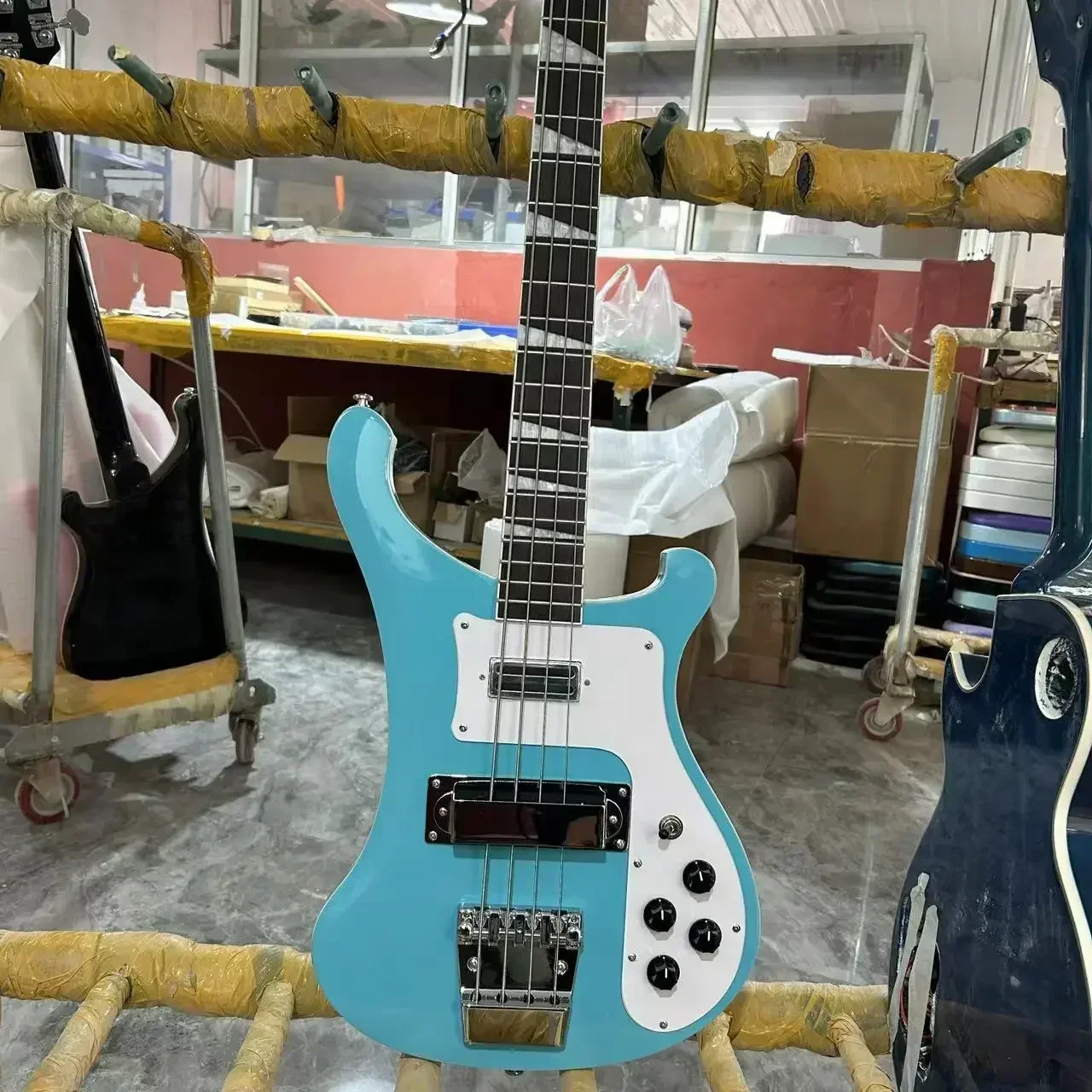 Rickenbacker 4003 басовая электрическая гитара корпус из красного дерева подставка