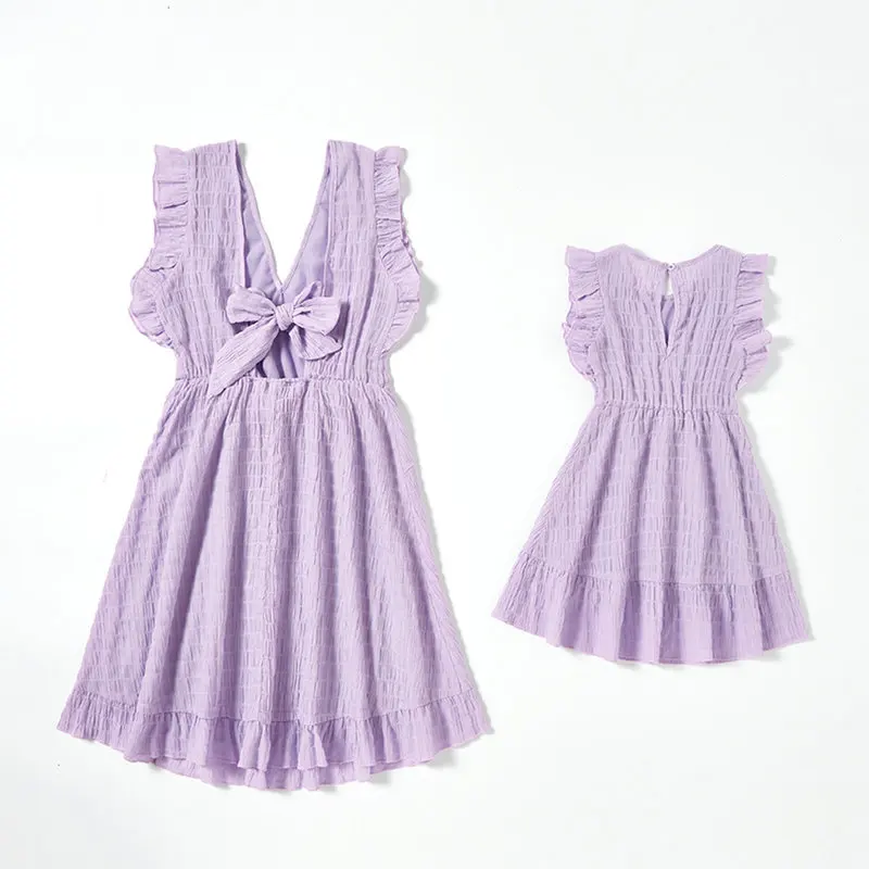 

Семейные одинаковые наряды с V-образным вырезом, бантом и открытой спиной, платье принцессы для матери и дочери, летняя одежда без рукавов дл...