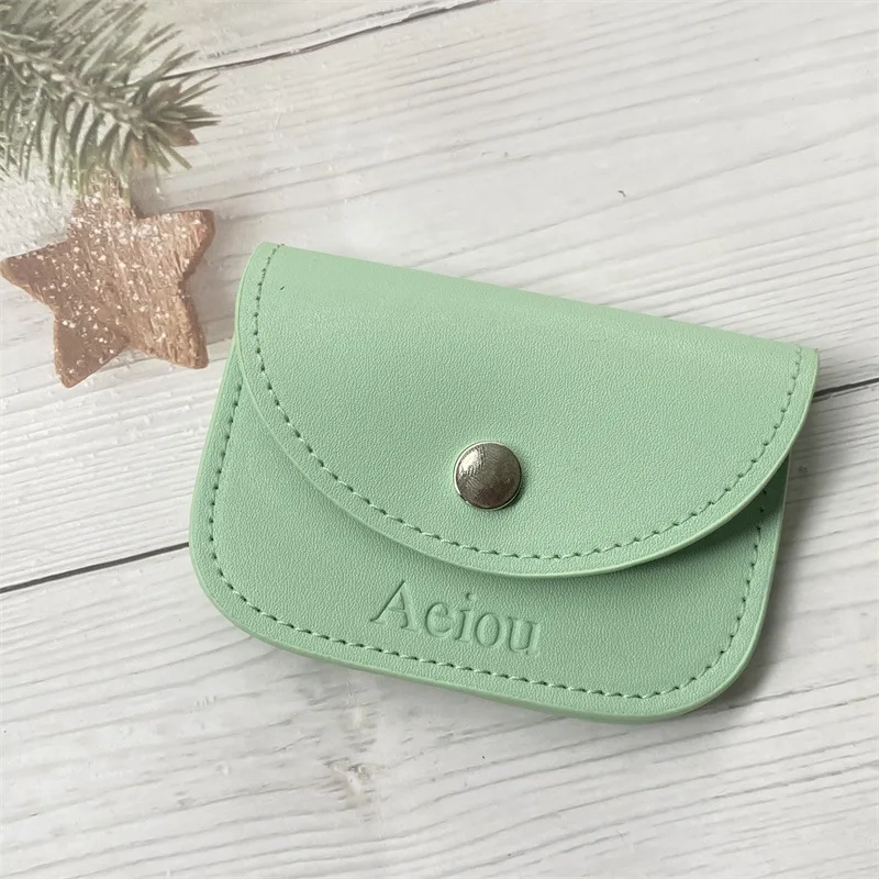 Рисунок 3 - Яркая дизайнерская сумка для карт