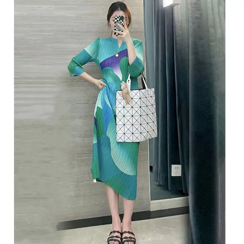 

Summer pleated print dress loose three-quarter sleeve midi skirt loose fashion temperament v neck casual simple dress women