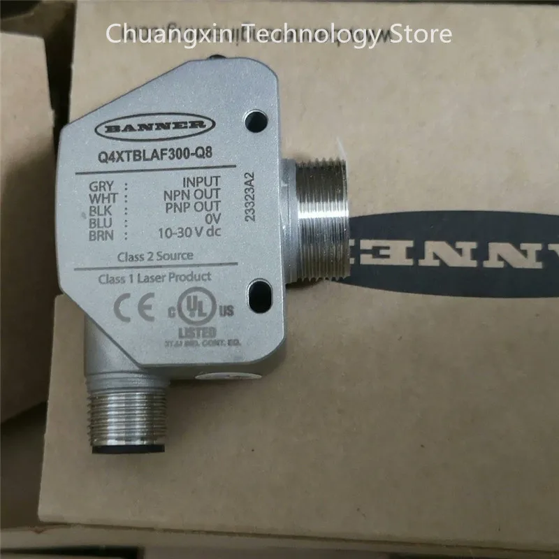 

(1 шт.) BANNER Q4XTBLAF300-Q8 высокоточный лазерный датчик дальности 10-30 В постоянного тока, новый на складе