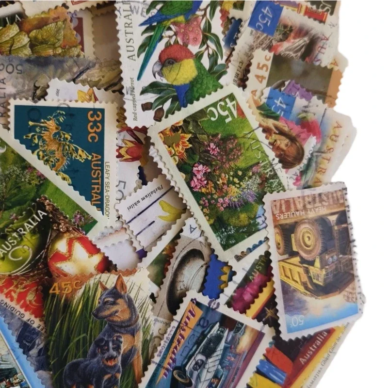 Случайные всемирно используемые и неиспользованные почтовые марки