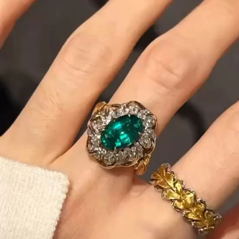 Женское Винтажное кольцо со змеиным камнем