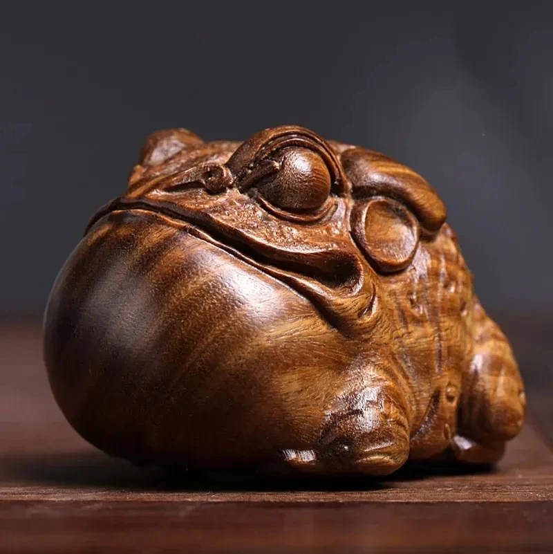 

5 CM Wealthy Toad Figurine Green Sandalwood Sculpture Decoration Craft Gift Miniatur Ornaments