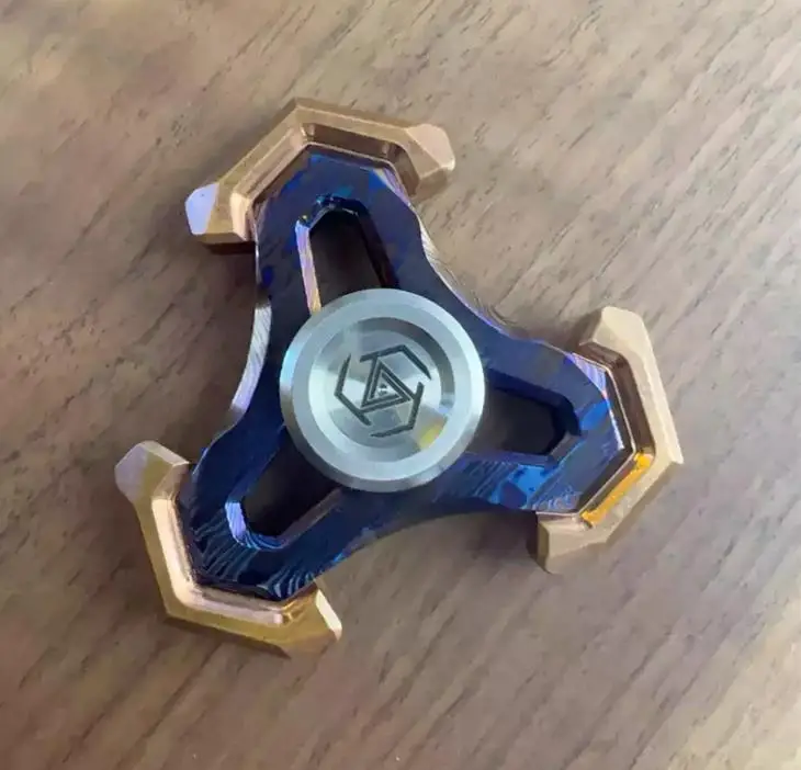 

second hand Antimatter fingertip gyroscope
