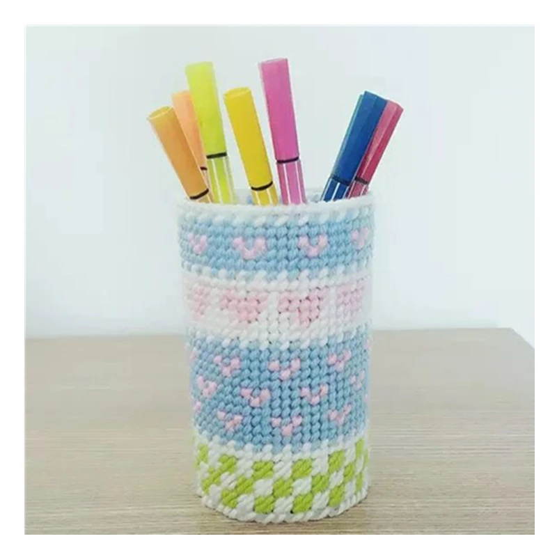 

8 x 8 x 12CM loving cloud pen holder embroidery kit DIY handmade craft set Crocheting knitting needlework supplie