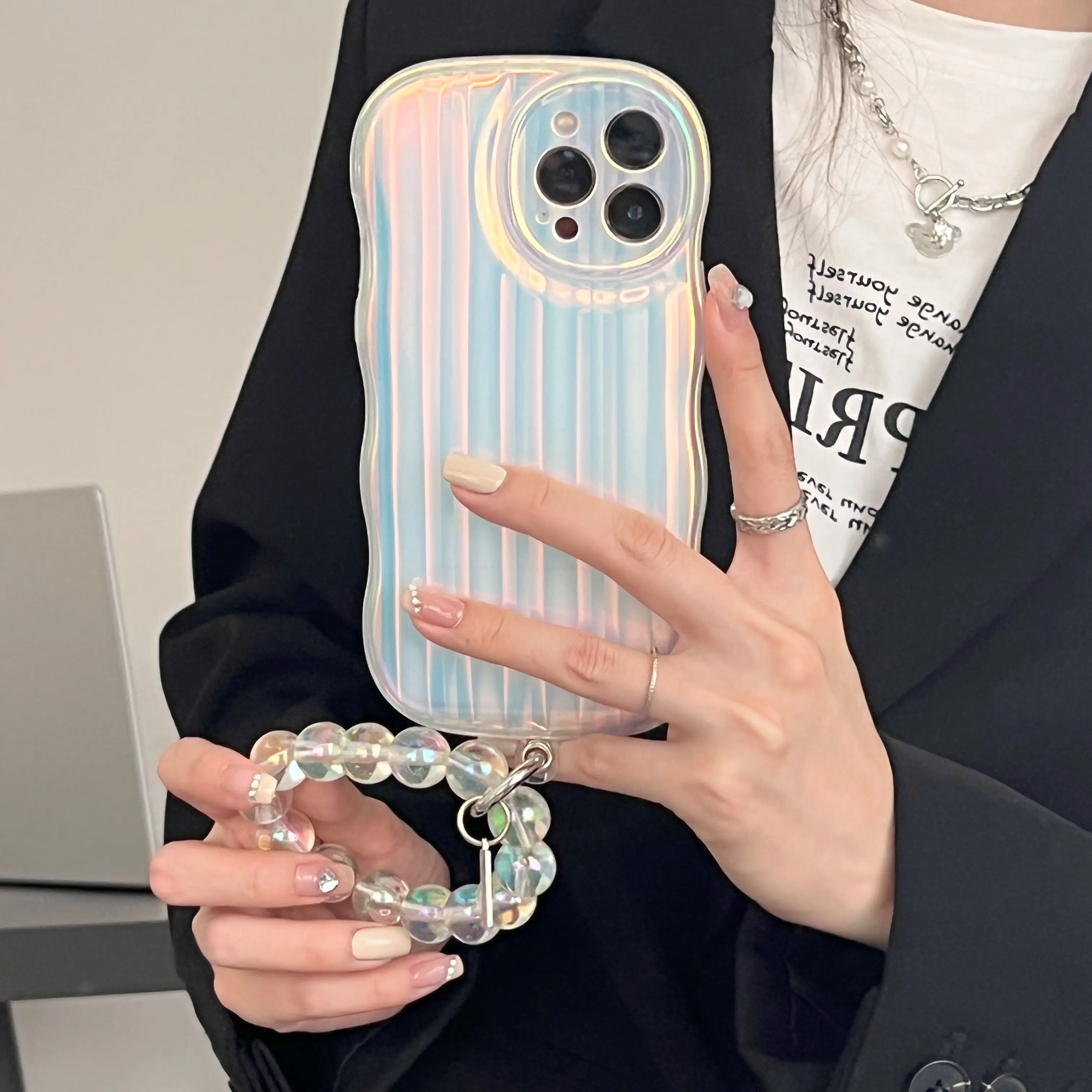 

Cute Curly Wavy Phone Case for iPhone 13 12 11 Pro Max 13 Pro X XR XS Max Candy Ribbon Bracelet Shock Resistant