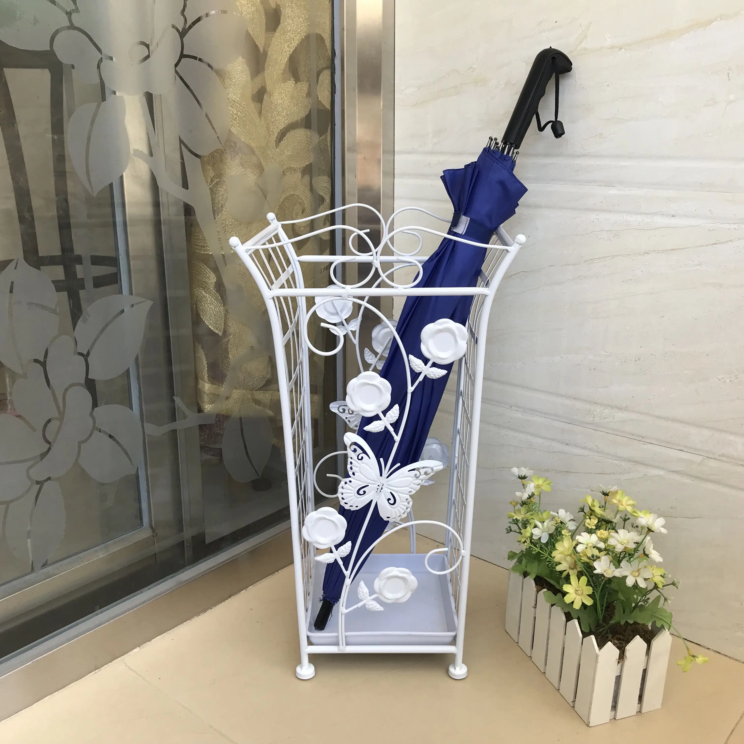 

Американская Европейская ретро железная художественная Бытовая подставка для зонта лобби гостиница Зонт ведро креативная стойка для хран...