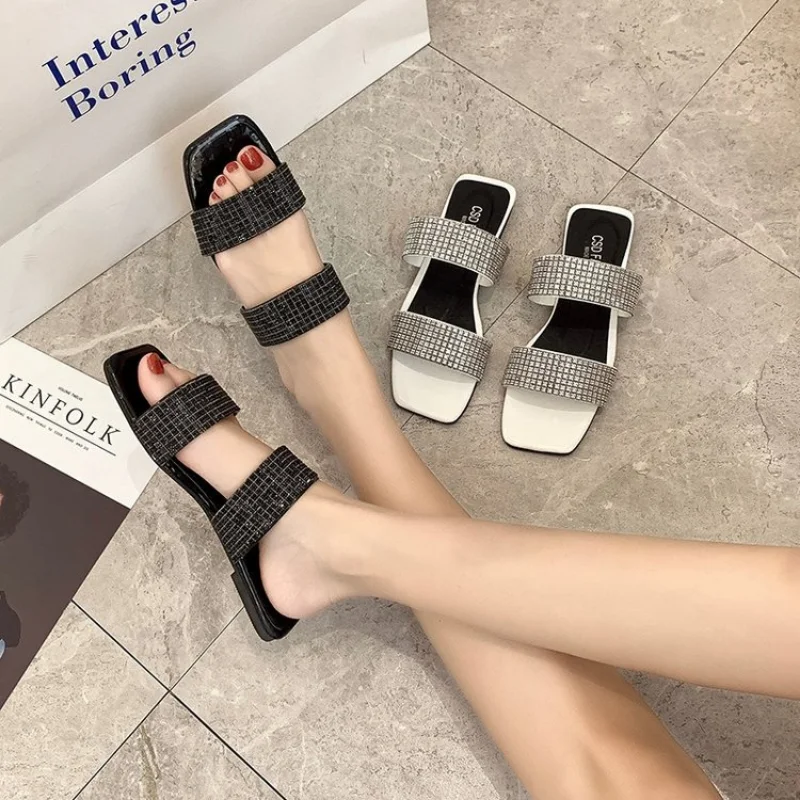 

Женские нескользящие шлепанцы, черные или белые сандалии на плоской подошве, модель 2021 года