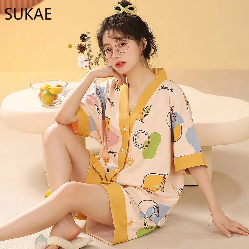 Рисунок 2 - Женская одежда для взрослых SUKAE