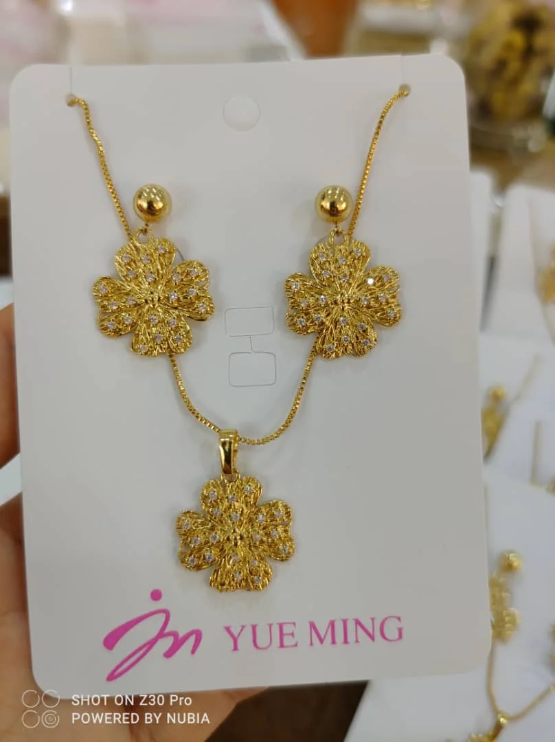 

Women Jewelry Sets Fashion 18K Gold Plated Classic Hot Sale For Women Earrings Pendent Necklace Wedding Jewelry set