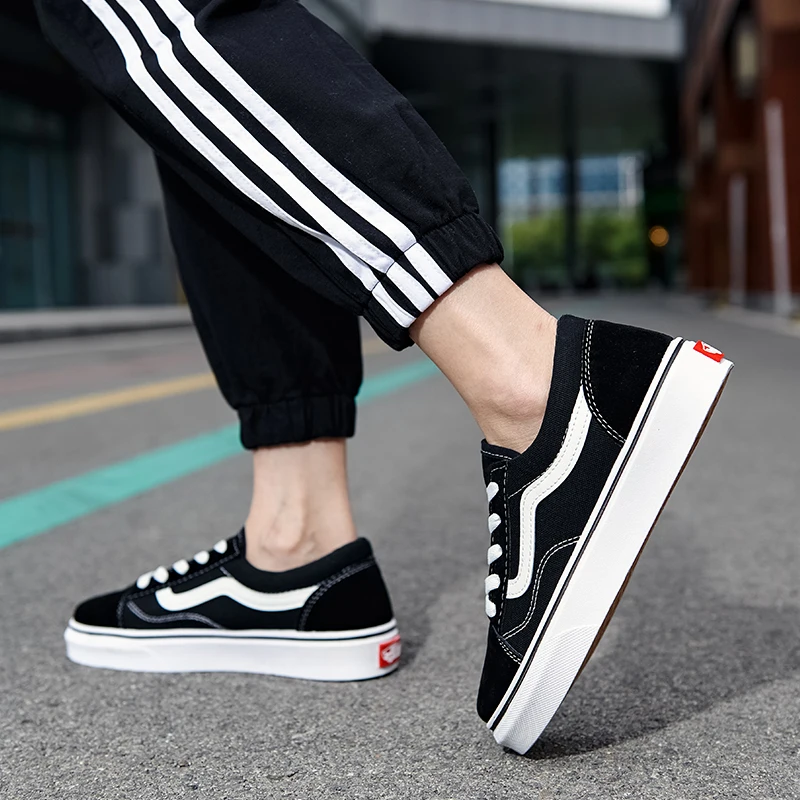 Summer Skateboarding Shoes Women's Canvas Shoes Walking Thick Sole Sports Shoes Men's Casual Couple Shoes Vulcanized Shoes