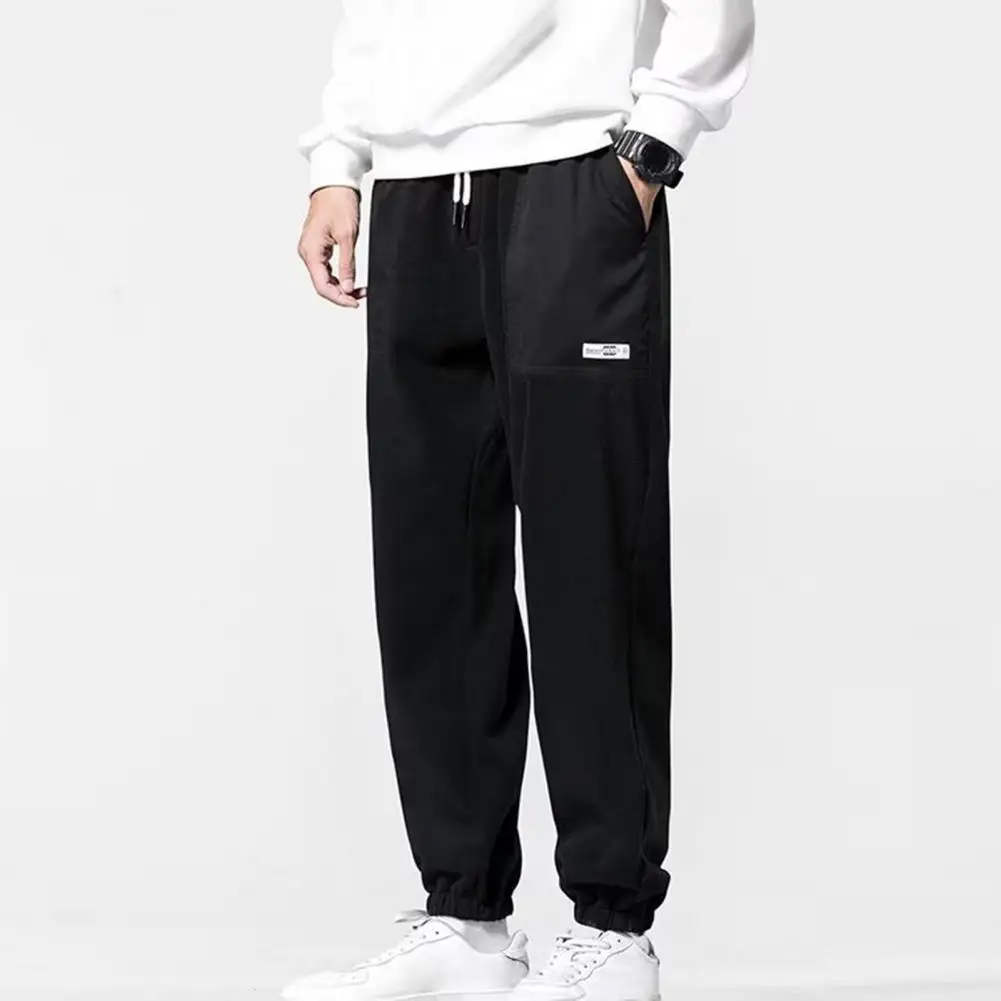 

Брюки мужские спортивные с плюшевой подкладкой и защитой от ветра