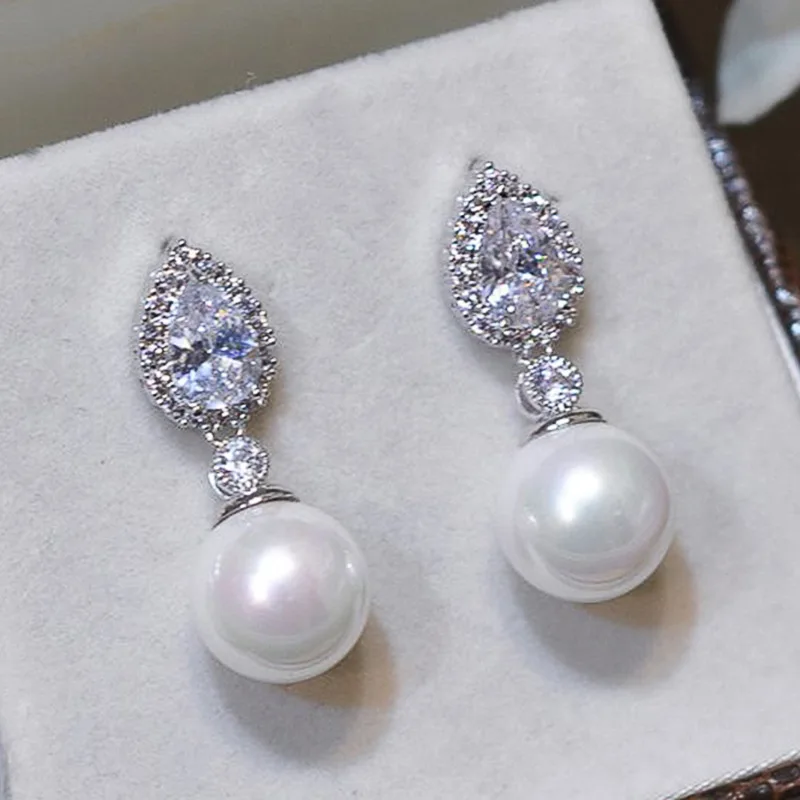 

2023 New Luxury Bride Wedding Earrings with Modern Design Pear Shaped Cubic Zirconia Premium Pearl Earrings for Women's Jewelry