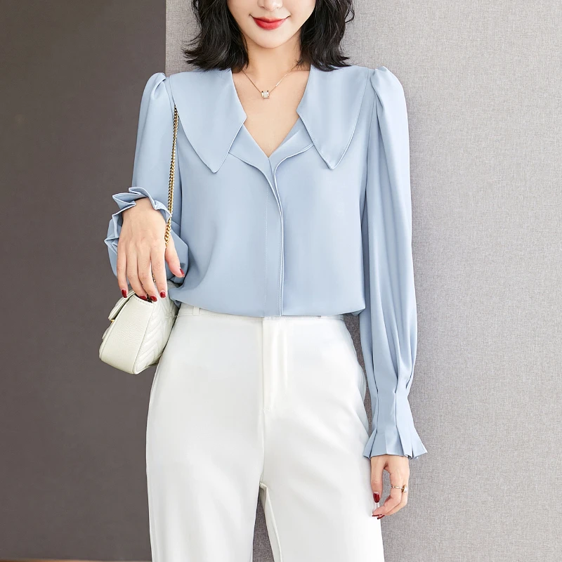 Рисунок 5 - Женская шифоновая блузка с V-образным