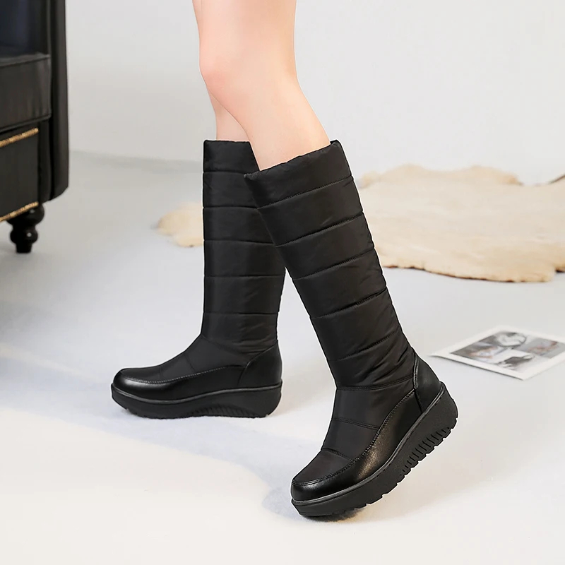 

Women Snow Boots 2022 Designer Luxury Casual Midheel Women Shoes Plus Size Fashion Rhinestone Tassel Warm Lady Middle Calf Boots