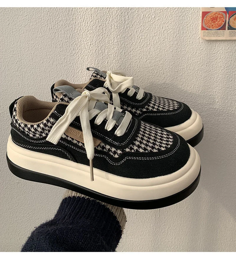 

Кроссовки женские на толстой подошве, модные туфли в Корейском стиле маття, повседневные удобные маленькие белые, в стиле ретро