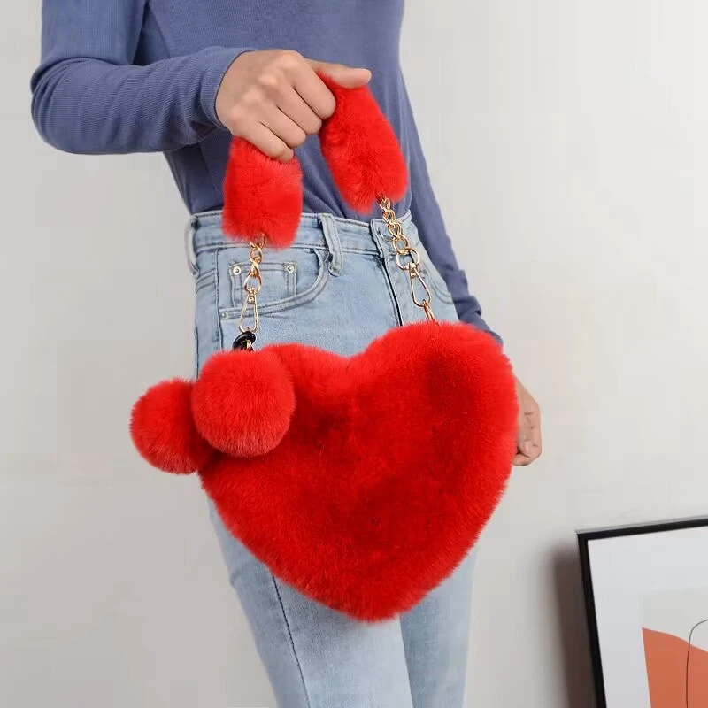 Winter Plush Heart shaped Women's handbag Cute Fashion Chain Shoulder Bag Female Clutch Purse Love Messenger Bag