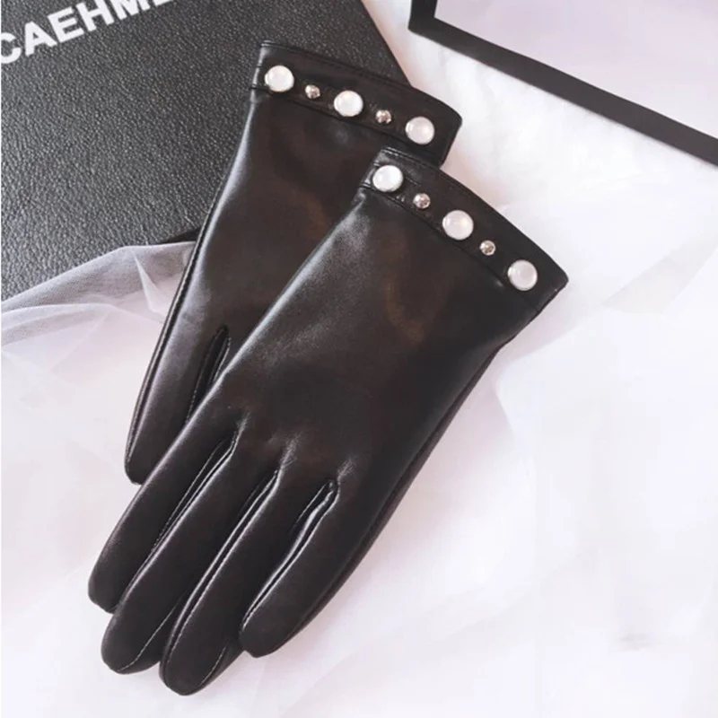 

Luxury Women's Sheepskin Touch Screen Winter Warm Velvet Lined Genuine Leather Gloves Female Black Glove