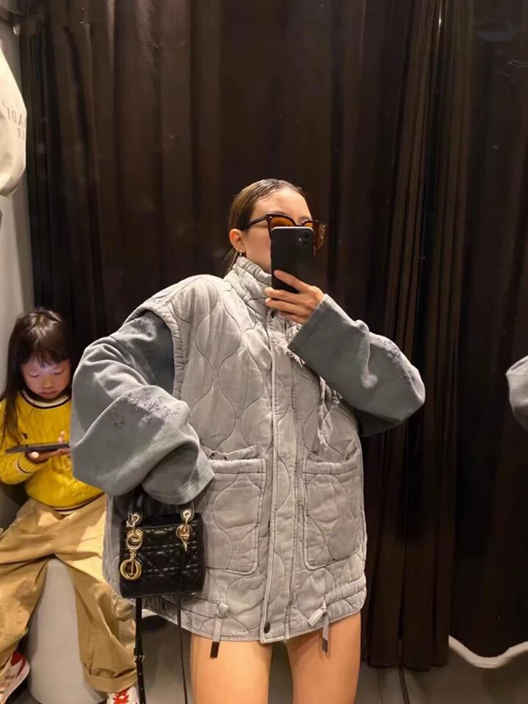 Жилет женский серый с хлопковой подкладкой теплая безрукавка воротником-стойкой