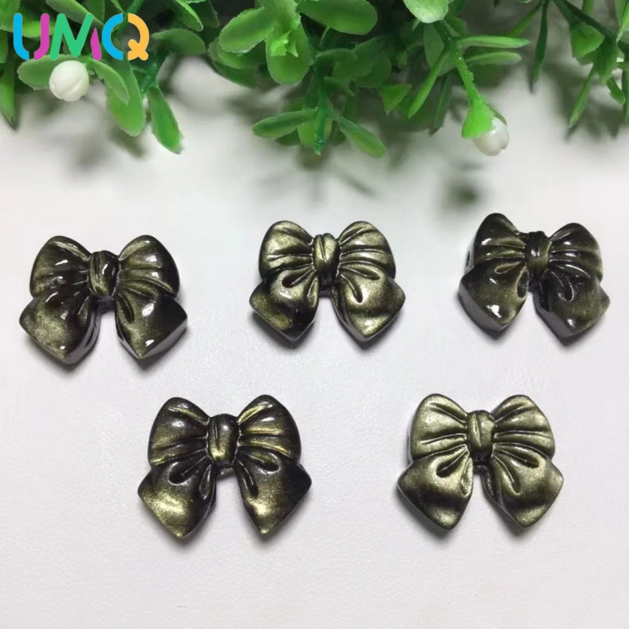 

High Quality All NaturalObsidian Bow Is Exquisitely Carved, with Specifications of 21mm