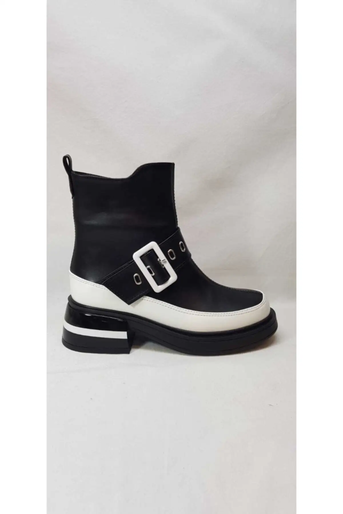

Women's Black White Patent Leather Boots 1255