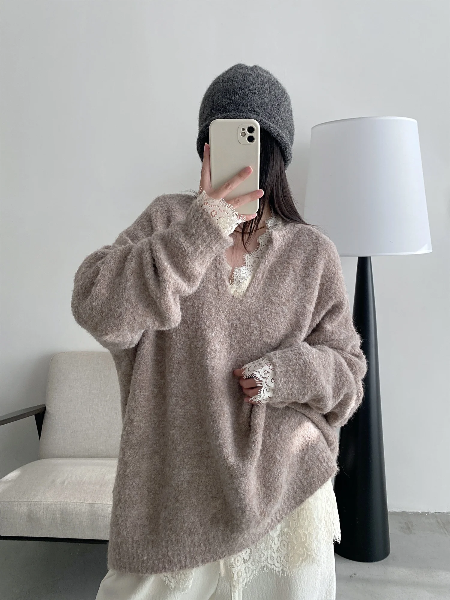 Sun Pomelo Большие размеры Chubby Маленький мягкий свитер с v-образным вырезом Huhoo Base Top Idle