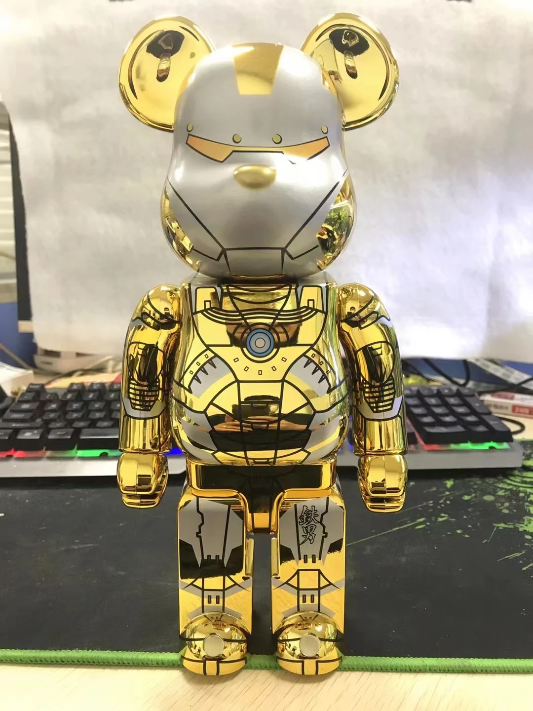 

Disney Marvel Iron Man Plating BE@RBRICK 400% 28cm Anime Action Figures Bearbrick PVC Room Decor Christmas Gift Kids Man Gifts