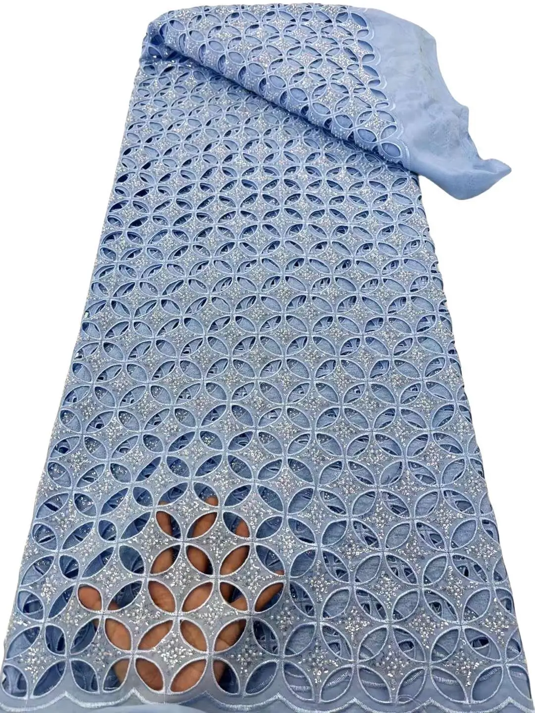 Рисунок 5 - 2024 г., новейшая изящная вышивка