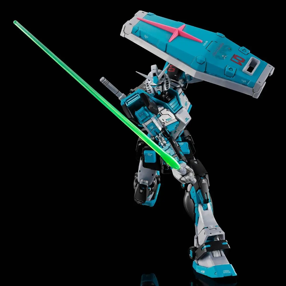 Фото Коллекционная модель-конструктор Bandai PB Limited RG 1144 RX782 Gundam Ver20 Hatsune Miku: Аниме-фигурка робота №3