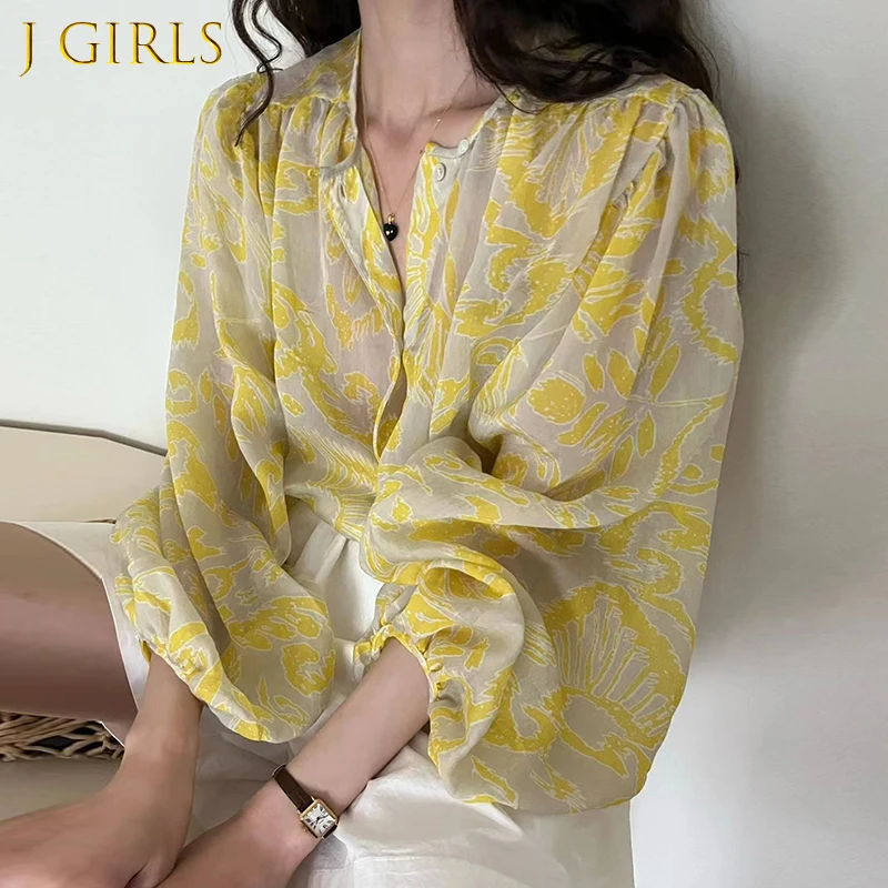 

Женская свободная однобортная рубашка J GIRLS с круглым вырезом и акварельным принтом, Корейская шикарная летняя тонкая Солнцезащитная рубаш...